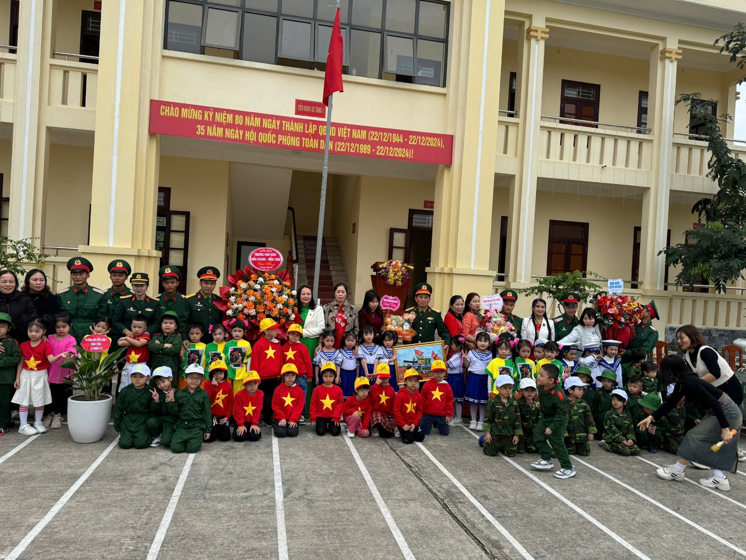 Hình ảnh 22/12 tại lữ đoàn