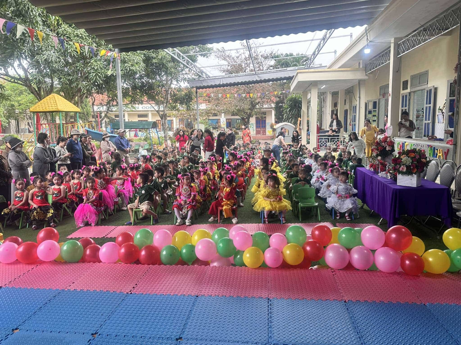 HÌNH ẢNH HOẠT ĐỘNG 20/11/2024