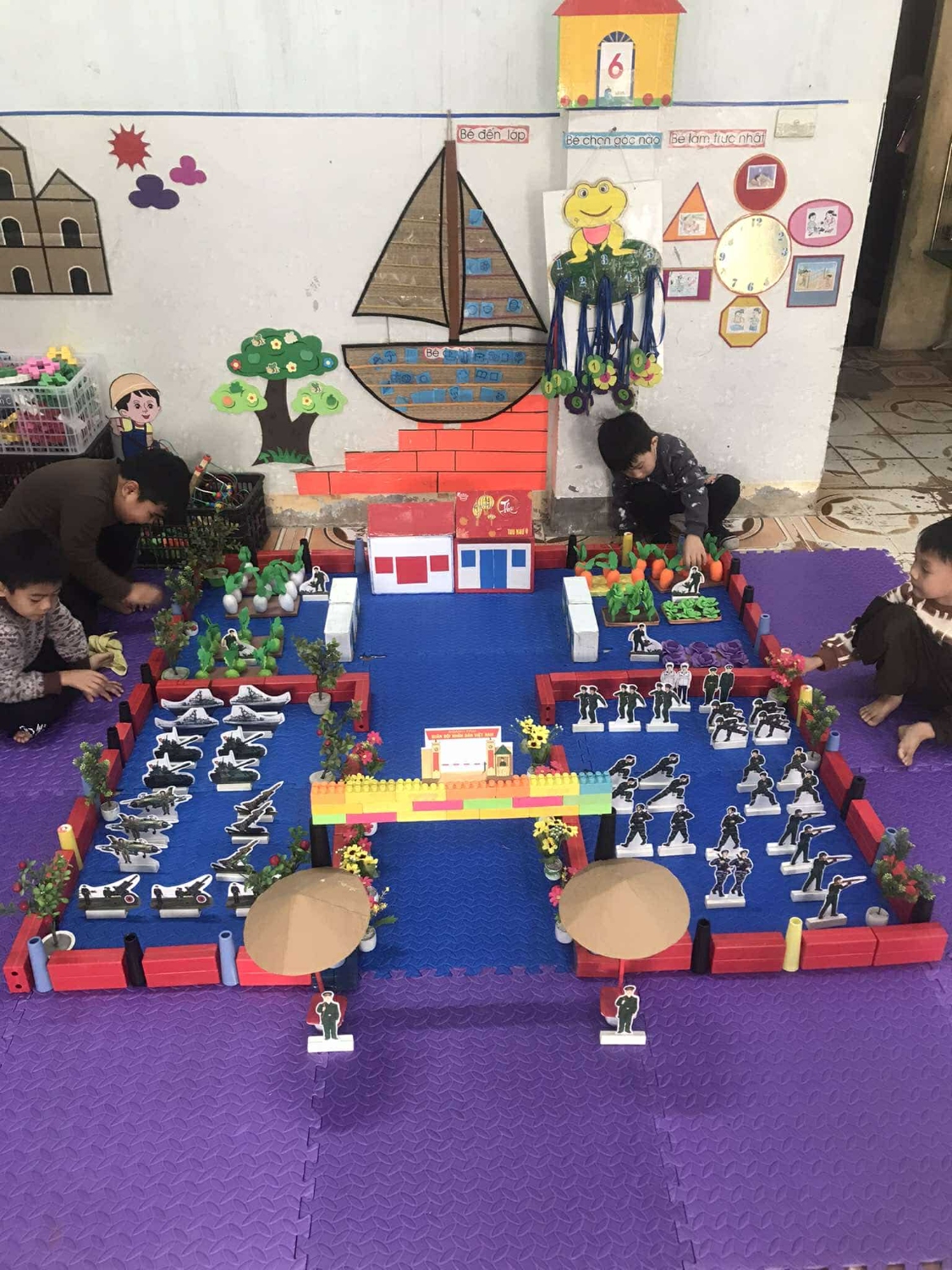 HOẠT ĐỘNG GÓC LỚN C